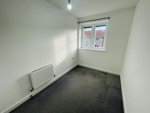 Bedroom- click for photo gallery